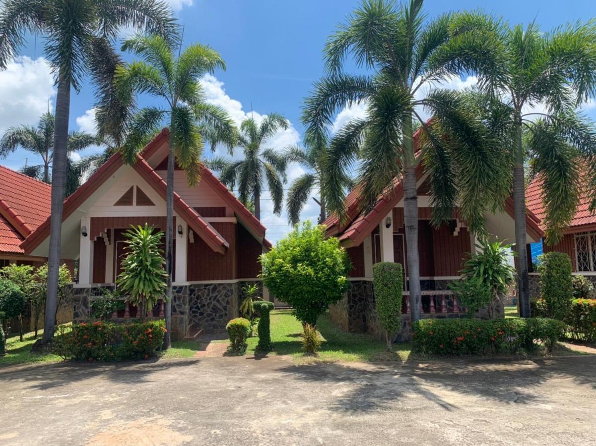Bunraksa Resort Kamphaeng Phet Luaran gambar